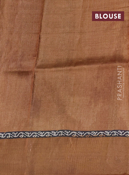 Green & Mustard Pure Tussar Saree - Zigzag Prints