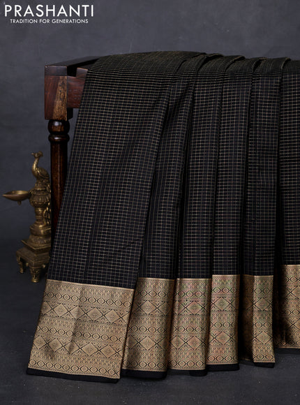 Black & Teal Green Pure Kanchipuram Silk Saree - Checks