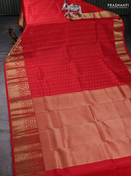 Red Pure Kanchipuram Silk Saree - Buttas