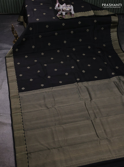 Black Pure Kanchipuram Silk Saree - Buttas