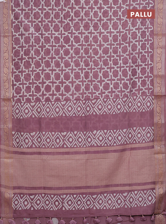 Maheshwari silk cotton saree mauve pink with allover batik prints and zari woven border