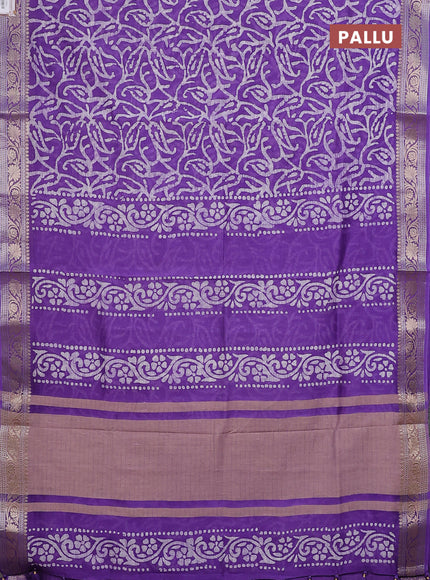 Maheshwari silk cotton saree violet with allover batik prints and zari woven border