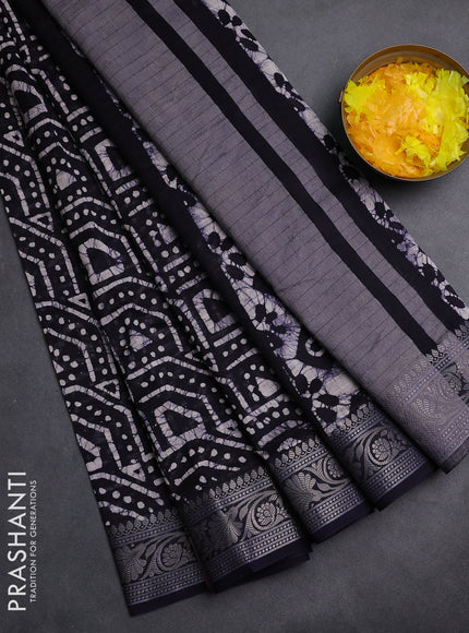 Maheshwari silk cotton saree navy blue with allover batik prints and zari woven border