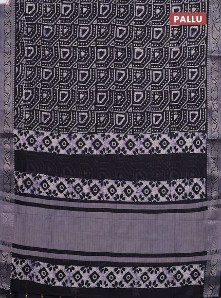 Maheshwari silk cotton saree navy blue with allover batik prints and zari woven border