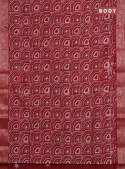 Maheshwari silk cotton saree maroon with allover batik prints and zari woven border