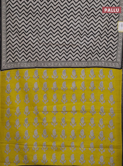 Jaipur cotton saree beige and black with allover zig zag prints and printed border