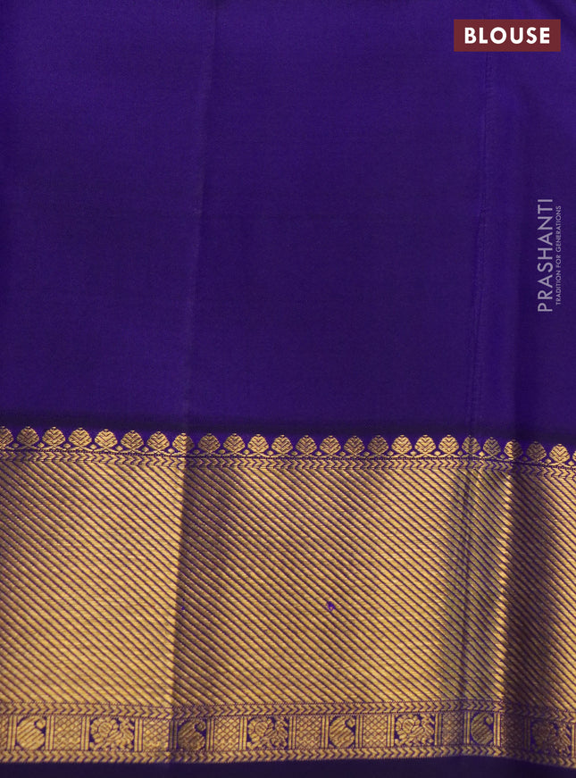Pure kanchipuram silk saree blue and teal green with allover thread & zari woven brocade weaves and zari woven border