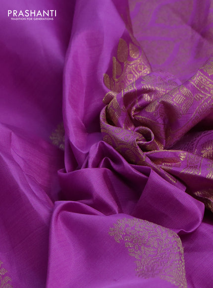 Pure kanchipuram silk saree lavender with zari woven paisley buttas and rich zari woven border