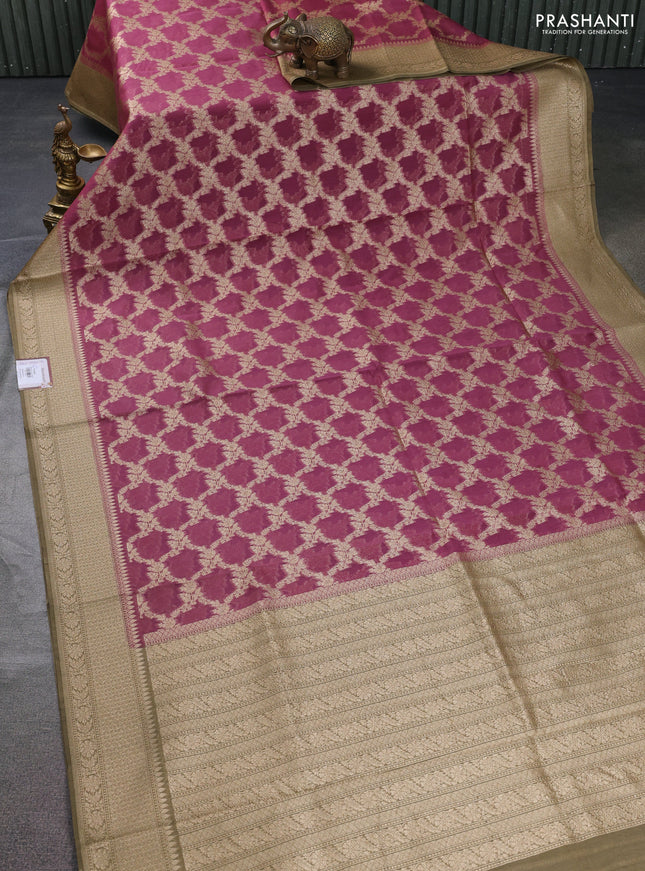 Banarasi silk cotton saree mauve pink and elaichi green with allover thread & zari weaves and woven border