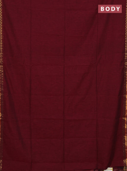 Bengal soft cotton saree maroon with plain body and zari woven border