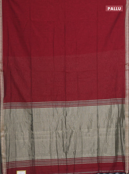Bengal soft cotton saree maroon with plain body and thread woven border
