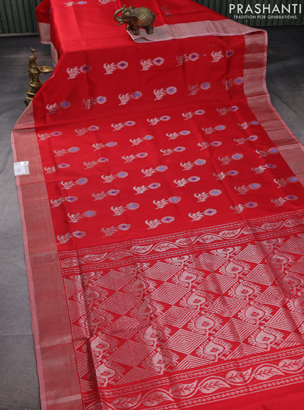 Pure uppada silk saree red with silver zari woven floral buttas and silver zari woven border