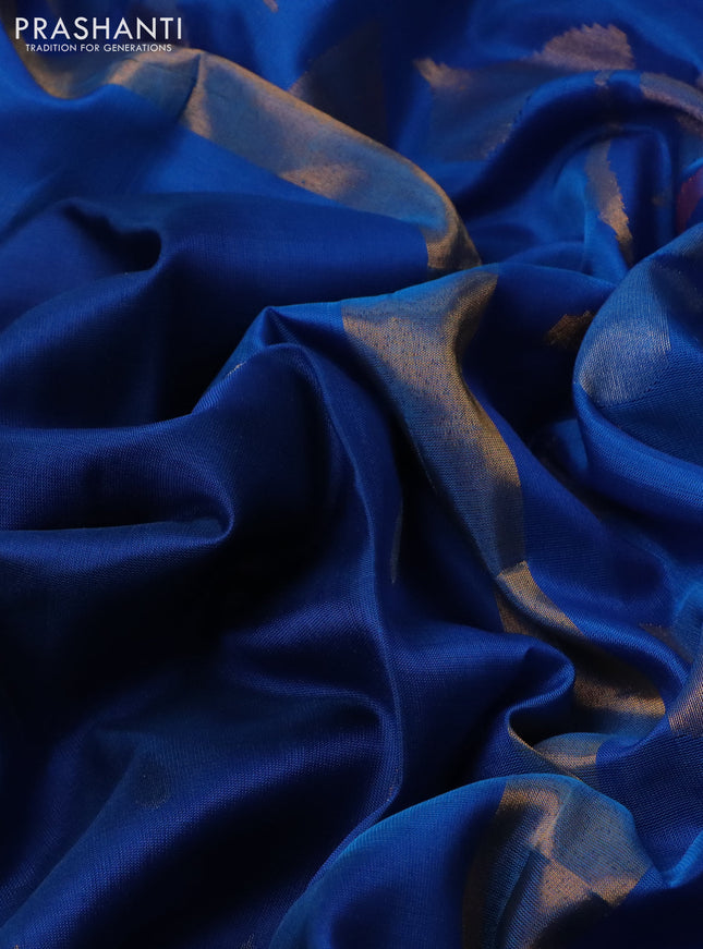 Pure uppada silk saree cs blue with silver & gold zari woven tilak buttas and jamdhani design pallu