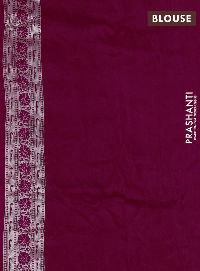 Banarasi raw silk saree pink with zari woven annam buttas and silver zari woven paithani style border