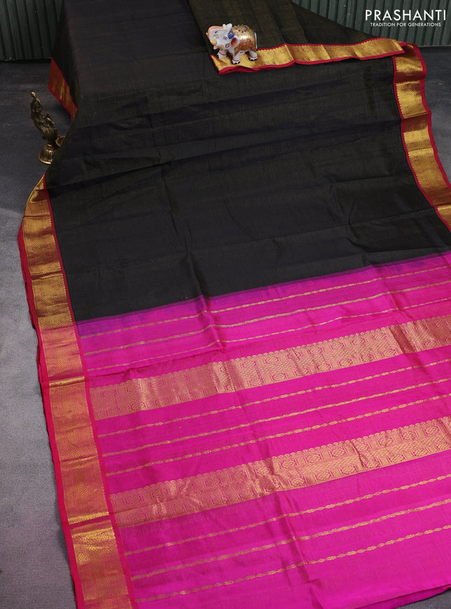 Silk cotton saree black and pink with allover vairaosi pattern and zari woven border