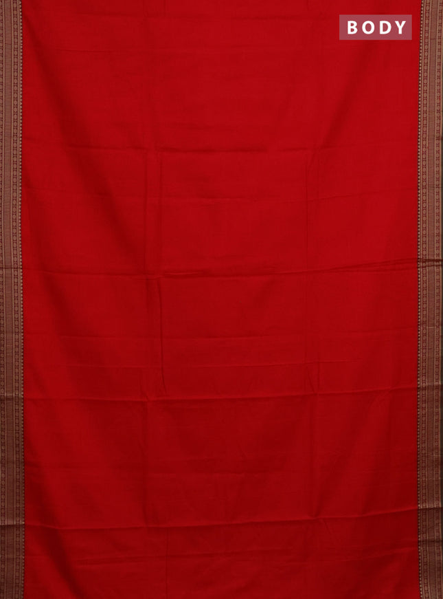 Narayanpet cotton saree red and dual shade of green with plain body and thread woven border