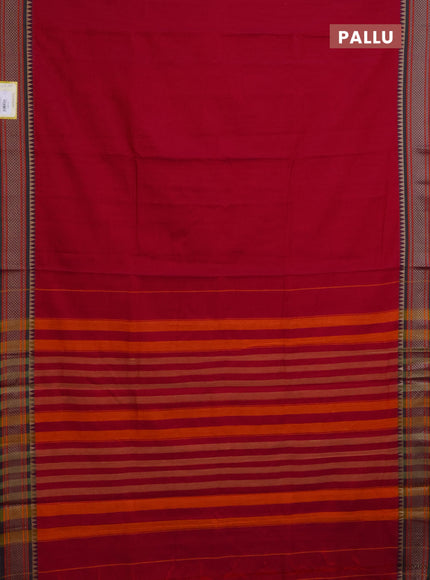 Narayanpet cotton saree magenta pink and dual shade of green with plain body and thread woven border