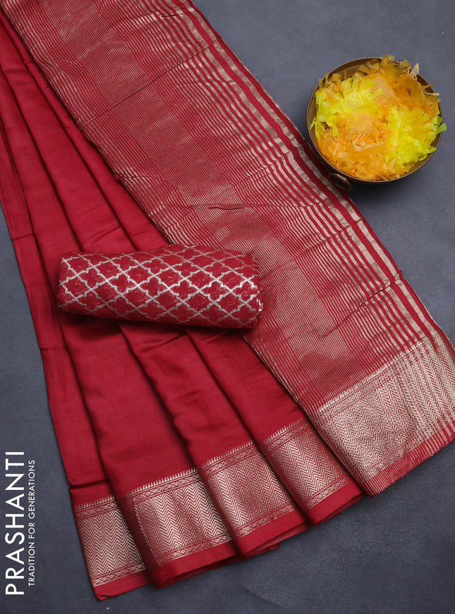 Semi mangalgiri saree maroon with plain body and zari woven border