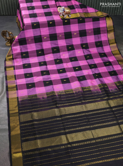 Silk cotton saree light pink and black with allover paalum pazham checks & temple zari buttas and zari woven border