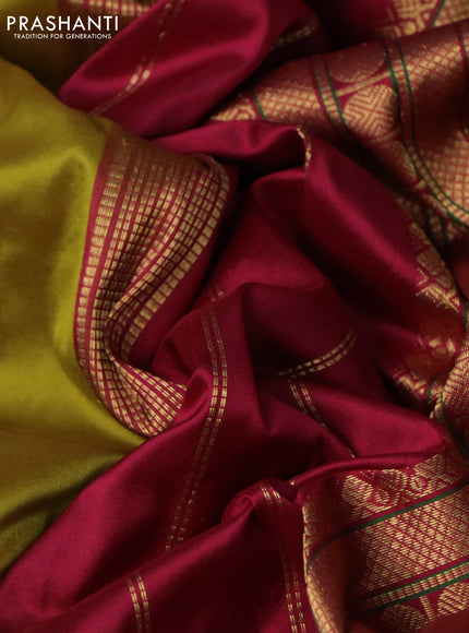 10 Yards silk saree lime green and dark magenta pink with plain body and zari woven border