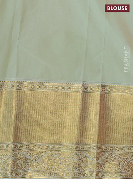 Semi kanchipuram silk saree candy pink and mild pista green with allover zari weaves & buttas and long zari woven korvai border