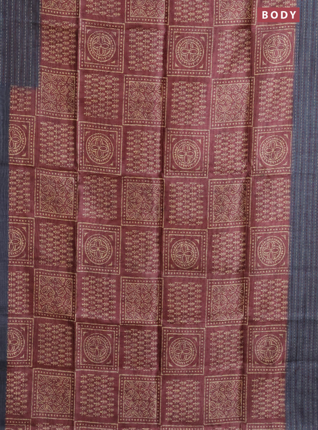 Semi tussar saree pastel maroon and grey with allover batik prints and katha stitch work pallu & border