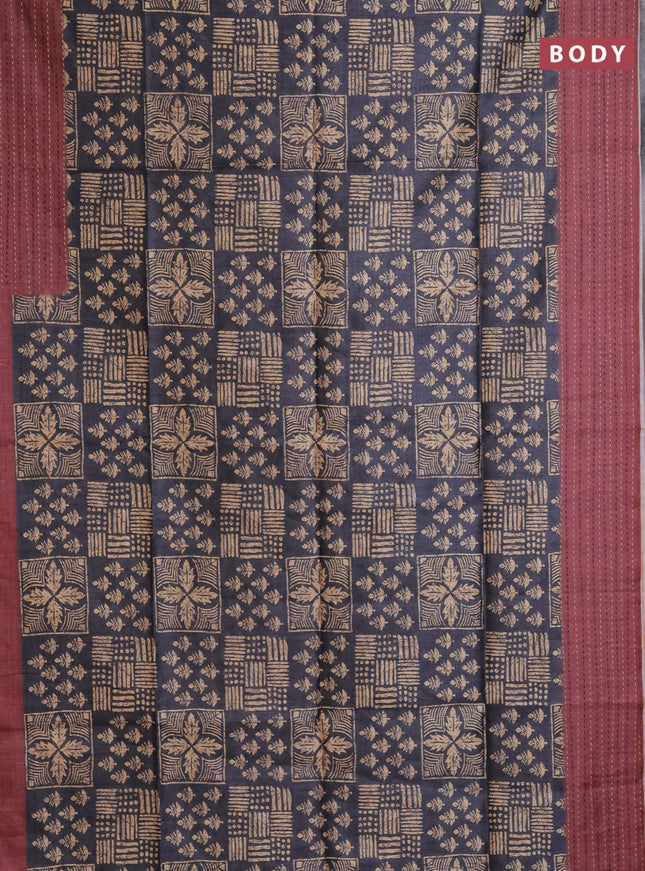 Semi tussar saree grey and maroon shade with allover batik prints and katha stitch work pallu & border