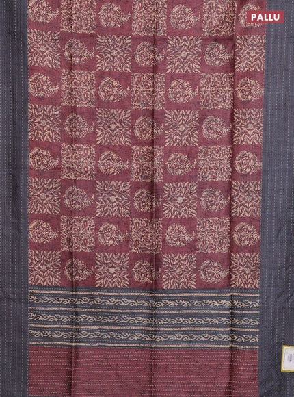 Semi tussar saree pastel maroon and grey with allover batik prints and katha stitch work pallu & border