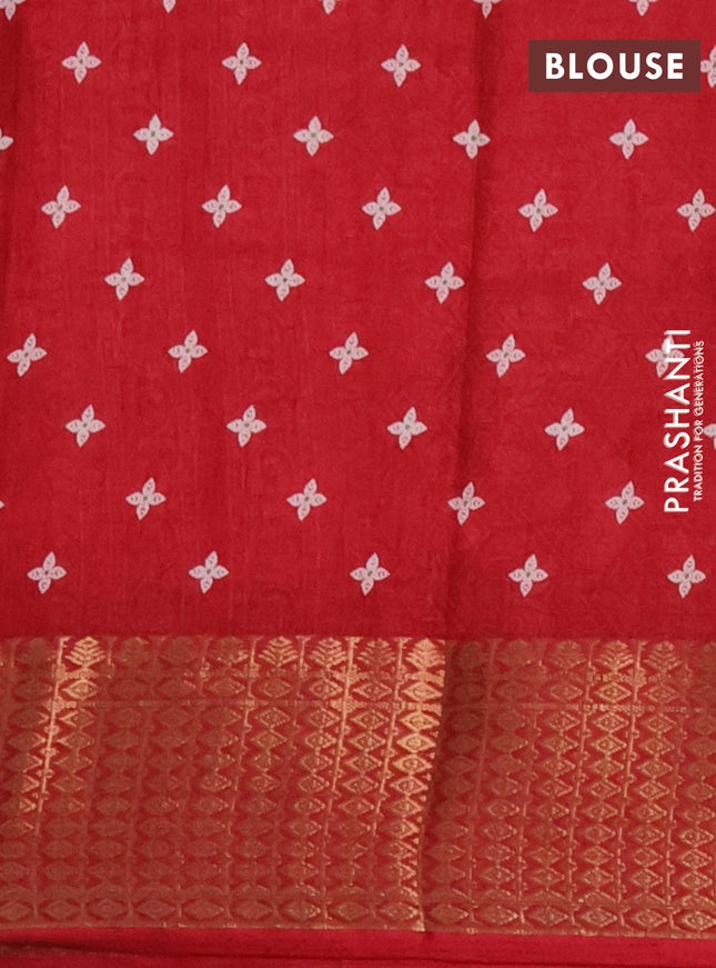 Semi dola saree maroon with allover zig zag prints and zari woven border