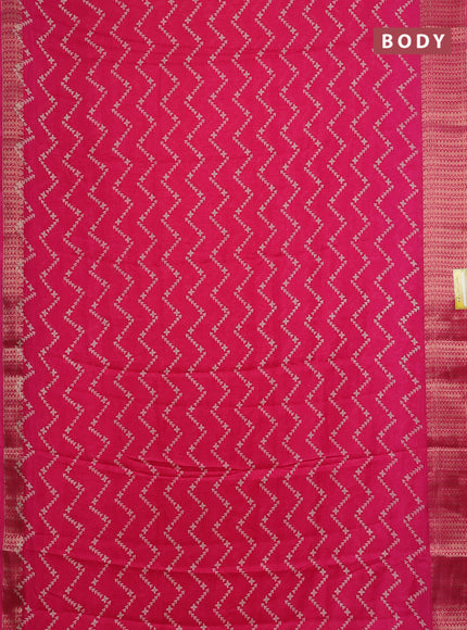 Semi dola saree pink with allover zig zag prints and zari woven border