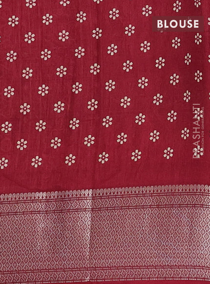 Semi dola saree maroon with allover prints and zari woven border