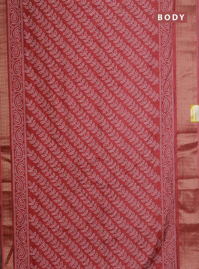 Semi dola saree maroon with allover bandhani prints and zari woven border
