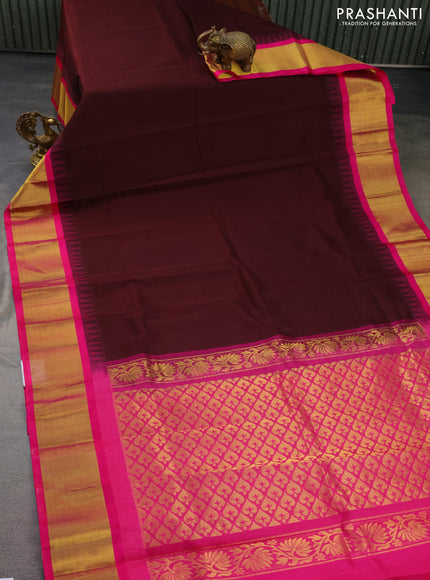 Kuppadam silk cotton saree deep maroon and pink with plain body and temple design zari woven border