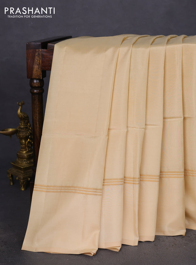 Kanchipuram soft silk saree ream with plain body and zari woven simple border