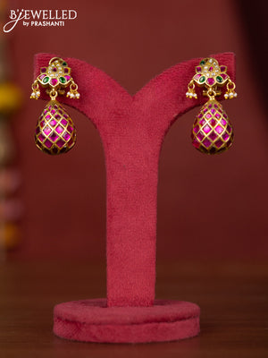 Jadau earring with jadau stones and green beads hanging