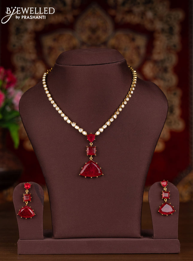 Antique necklace with ruby and kundan stones