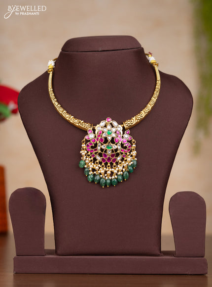Jadau necklace with kemp jadau kundan stones and pearl & green beads hangings without earrings