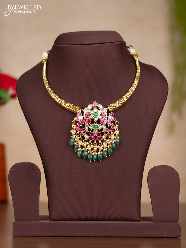 Jadau necklace with kemp jadau kundan stones and pearl & green beads hangings without earrings