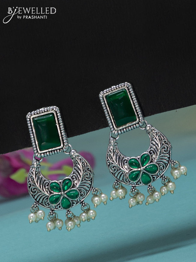 Oxidised long haaram floral design with emerald stones and pearl hangings