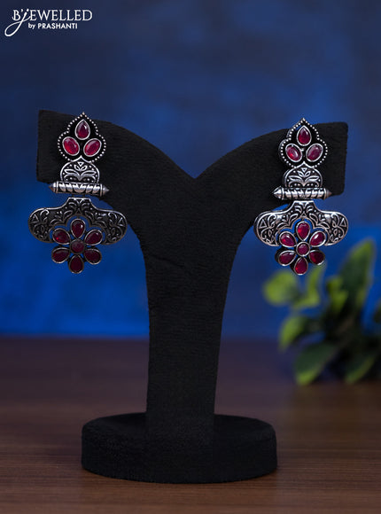 Oxidised earring with ruby stones