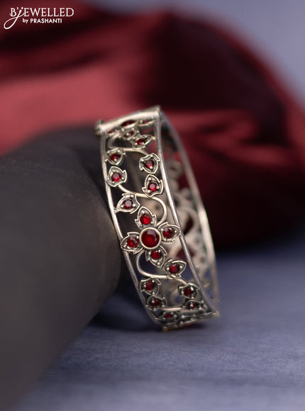 Oxidised screw type bangle with ruby stones
