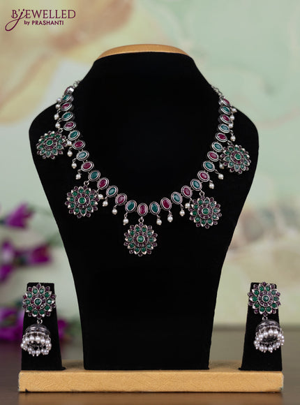 Oxidised necklace with kemp stones and pearl hangings