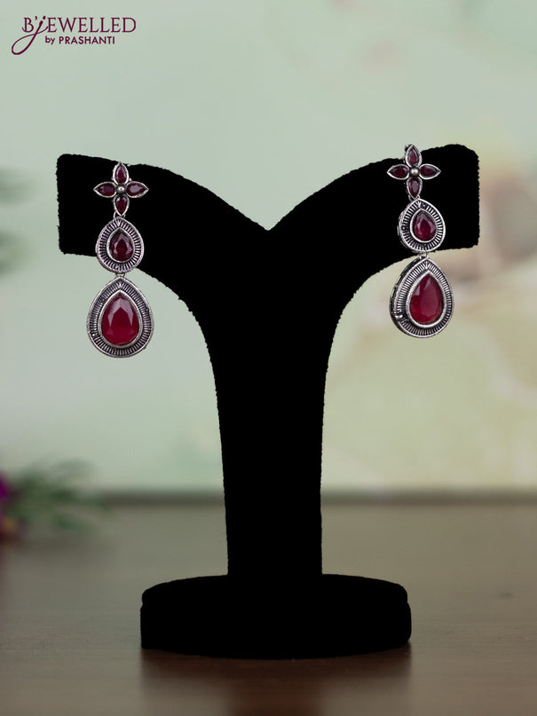 Oxidised necklace with ruby stones