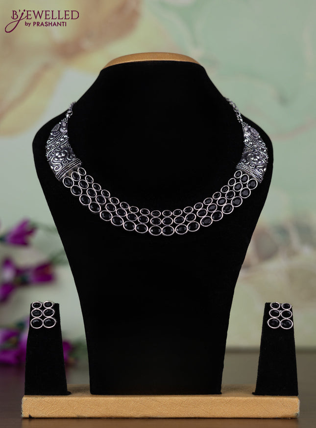 Oxidised necklace with black stones