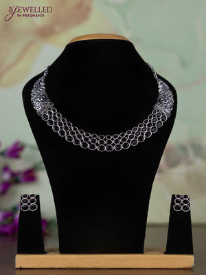 Oxidised necklace with black stones
