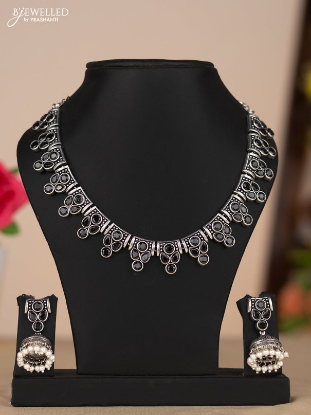 Oxidised necklace in black stones