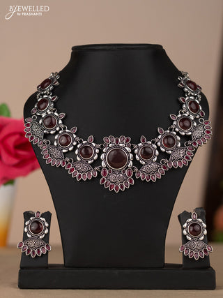 Oxidised necklace in red stones