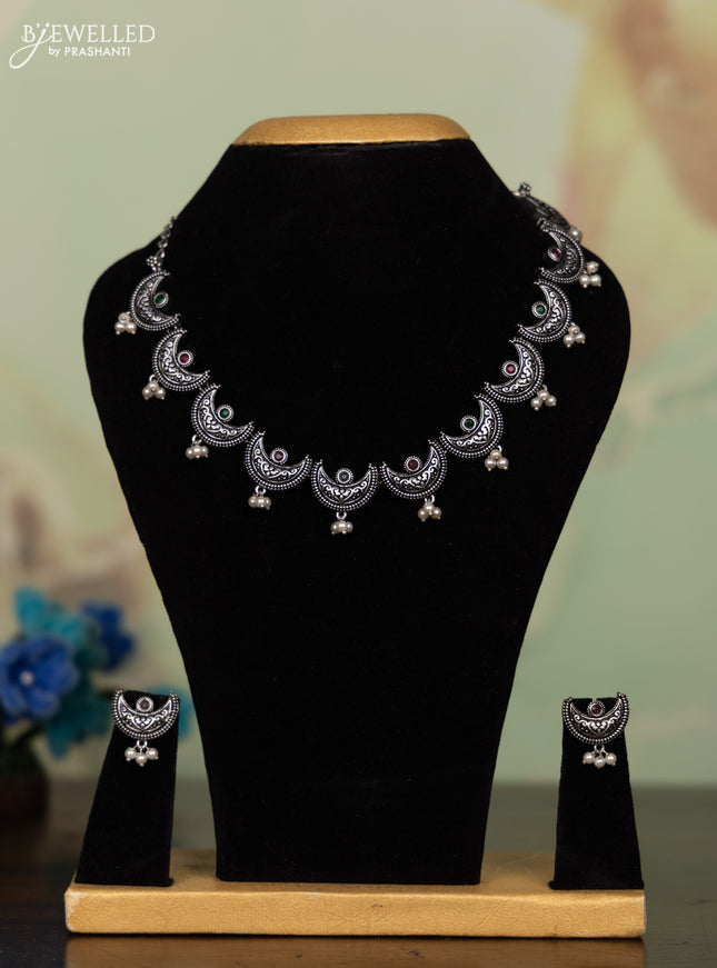 Oxidised necklace moon design with kemp stones and pearl hangings