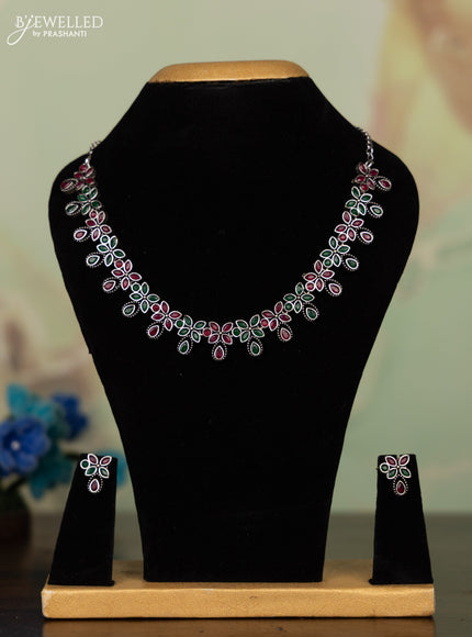 Oxidised necklace with kemp stones