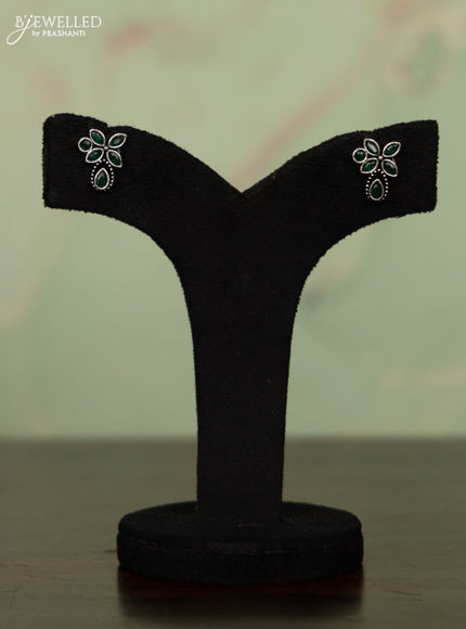Oxidised necklace with emerald stones